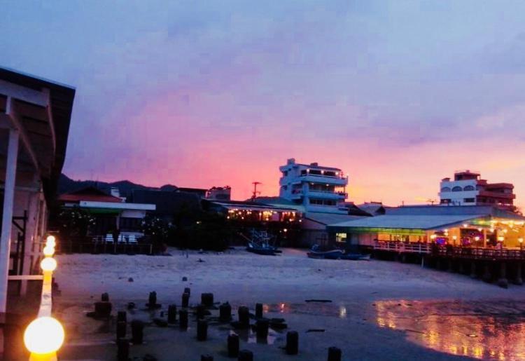 Karoon Hut Hotel Hua Hin Bagian luar foto