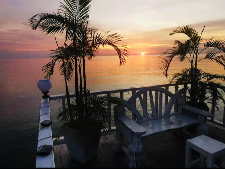 Karoon Hut Hotel Hua Hin Bagian luar foto
