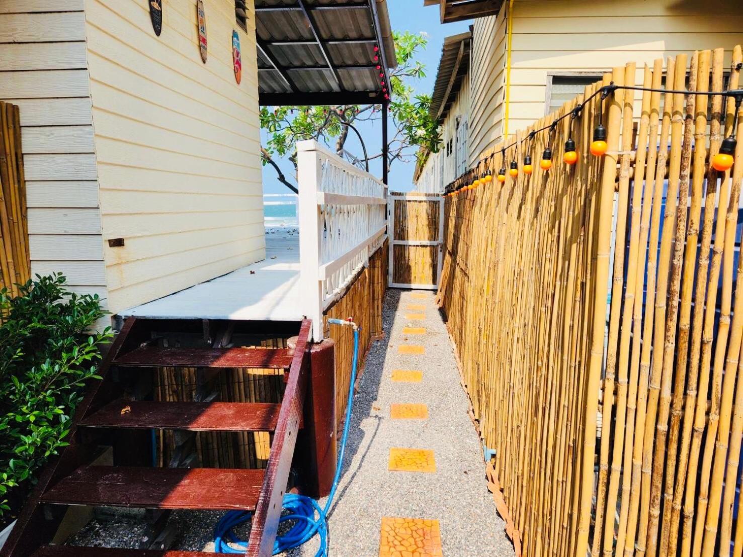 Karoon Hut Hotel Hua Hin Bagian luar foto