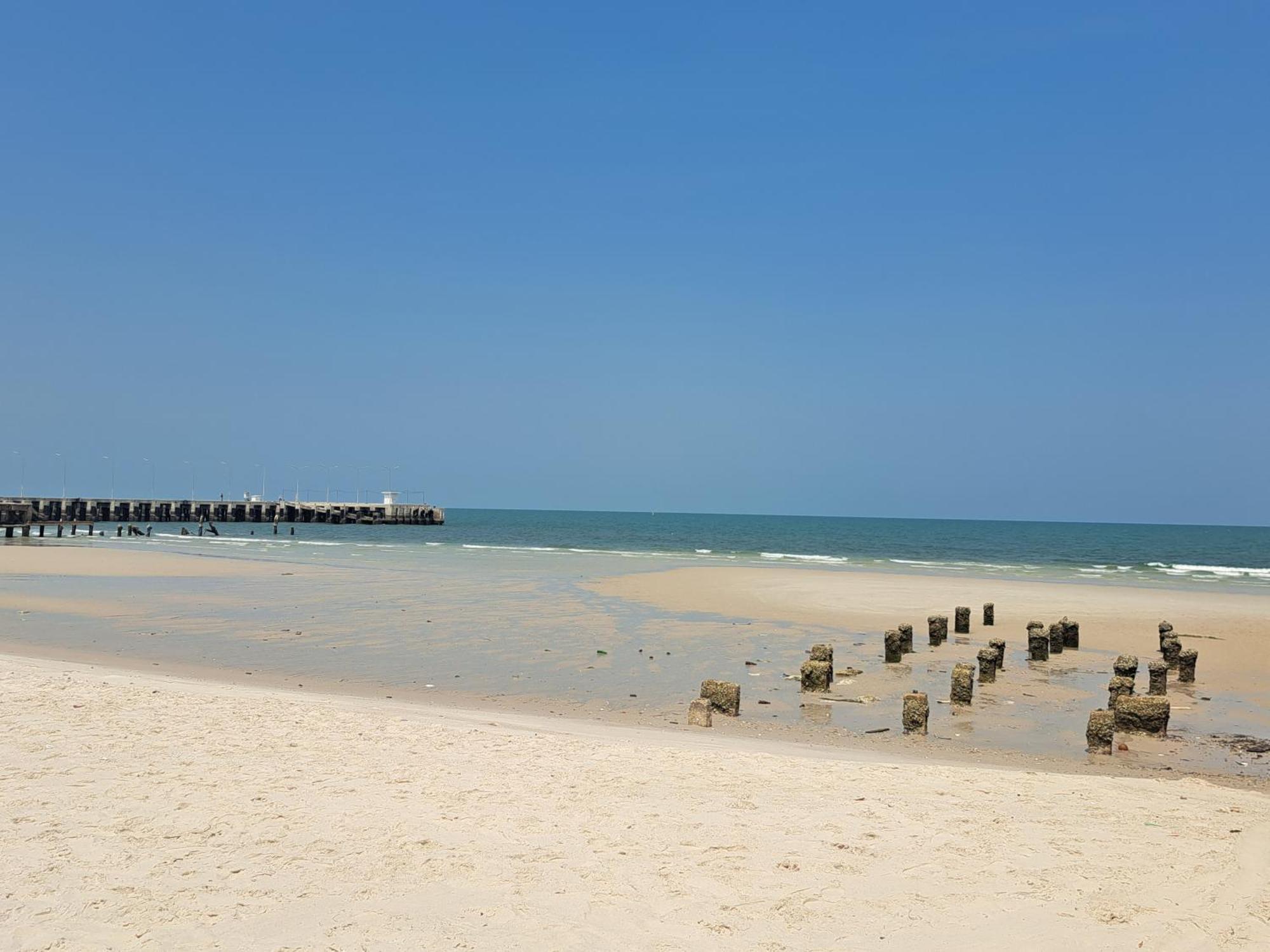 Karoon Hut Hotel Hua Hin Bagian luar foto