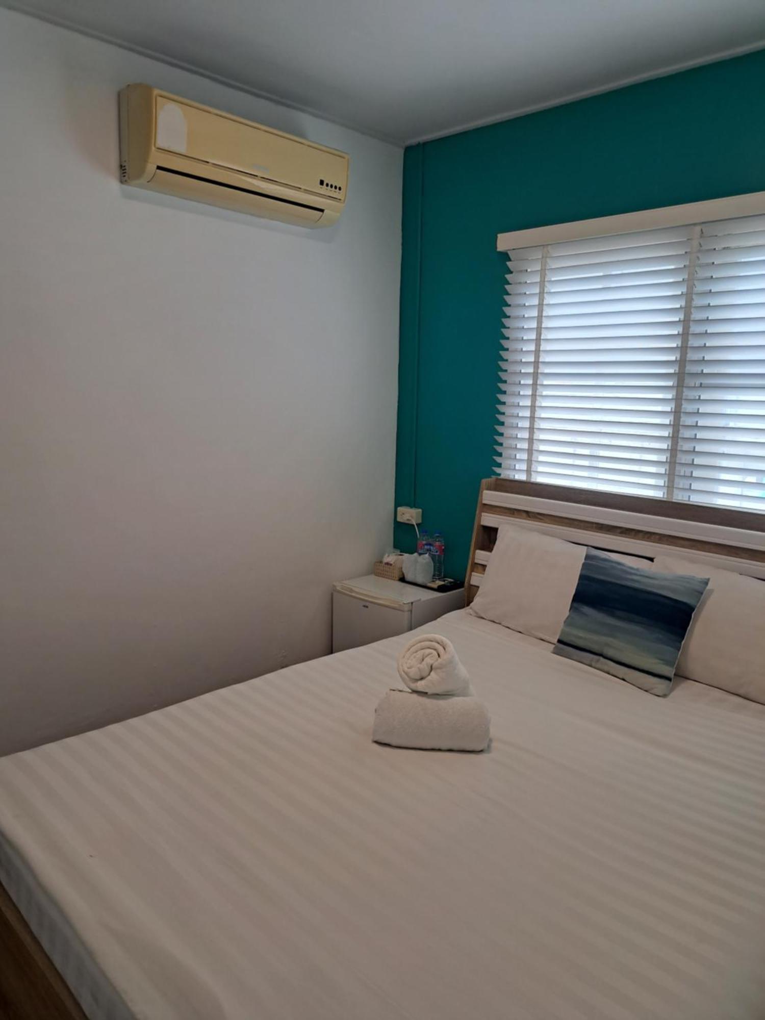 Karoon Hut Hotel Hua Hin Bagian luar foto